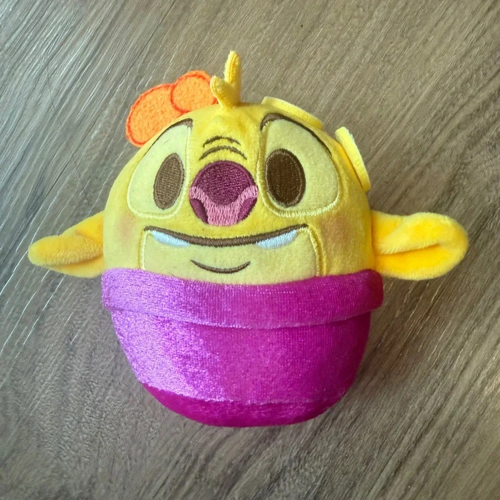 Disney munchlings plush